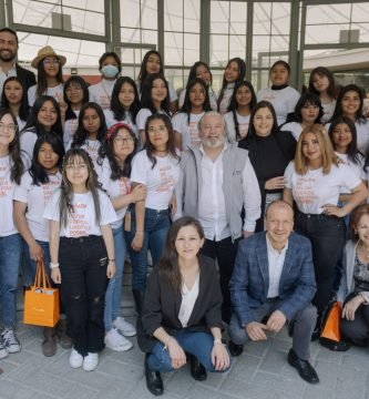 Programa de mujeres que fortalece la autoestima recibe el 100% de utilidades de venta de productos con causa sociaL